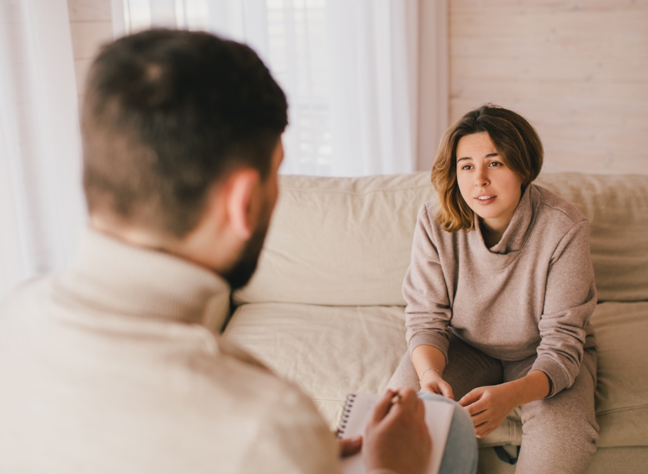 psychiatrist consultinig a depressive woman